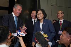 afp-tong-thong-dai-loan-thai-anh-van-toi-new-york-thumbnail