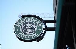 c-starbucks-mo-tiem-lon-nhat-the-gioi-o-chicago