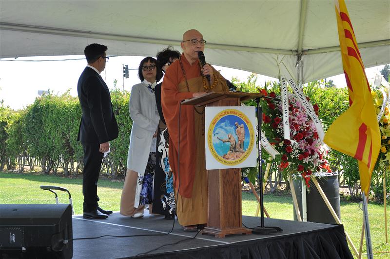 (4)-KỶ-NIỆM-17-NĂM-ĐÀI-TƯỞNG-NIÊM-DSC_0415