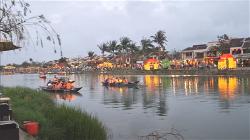 du-lich-hoi-an-du-khach-4
