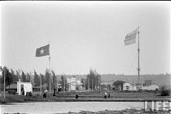 cau-hien-luong-song-ben-hai-nam-bac-phan-tranh