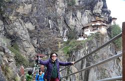 bao-tran-tren-duong-ve-tu-tiger-nest