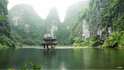 vietnam-temple-3-copy