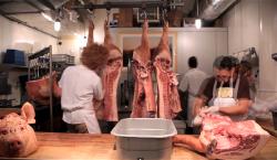 a-pork-meat-cutting-thit-lo-heo