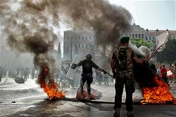 afp-lebanon-bieu-tinh-chong-cat-huu-bong
