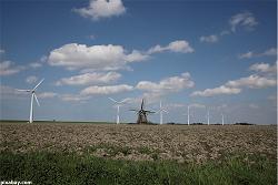 wind-windfarm-mill-energy-environtment